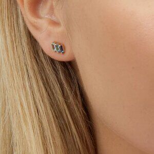 Suzanne Kalan Three Baguette Earrings Blue Ombre